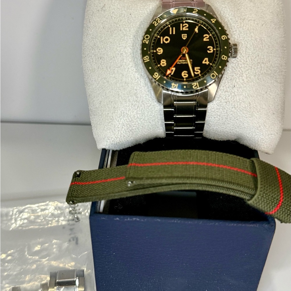 Pagani Design GMT Automatic Diver Classic Mens Watch - Picture 8 of 8